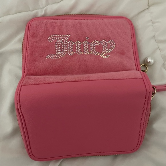Juicy Couture Pink and Gold Zippered Pouch - Picture 4 of 7